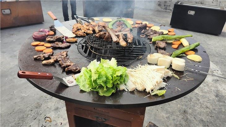 Commerical Outdoor Korean BBQ Grill Table