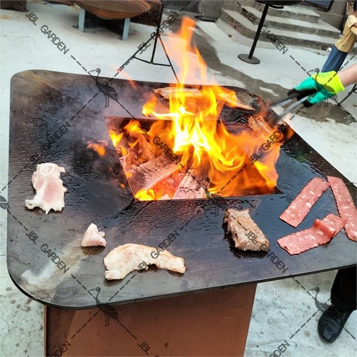 Classic Commercial Camping BBQ
