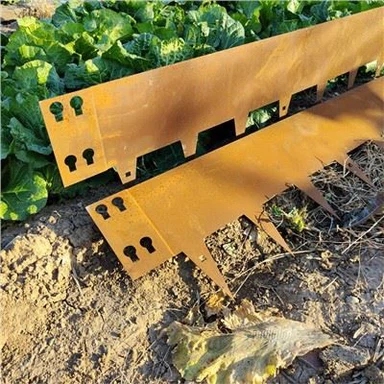 Forvitret Corten Steel kantklipping med tenner