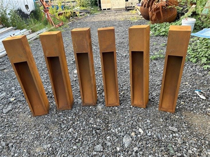 What Are Bollard Lights