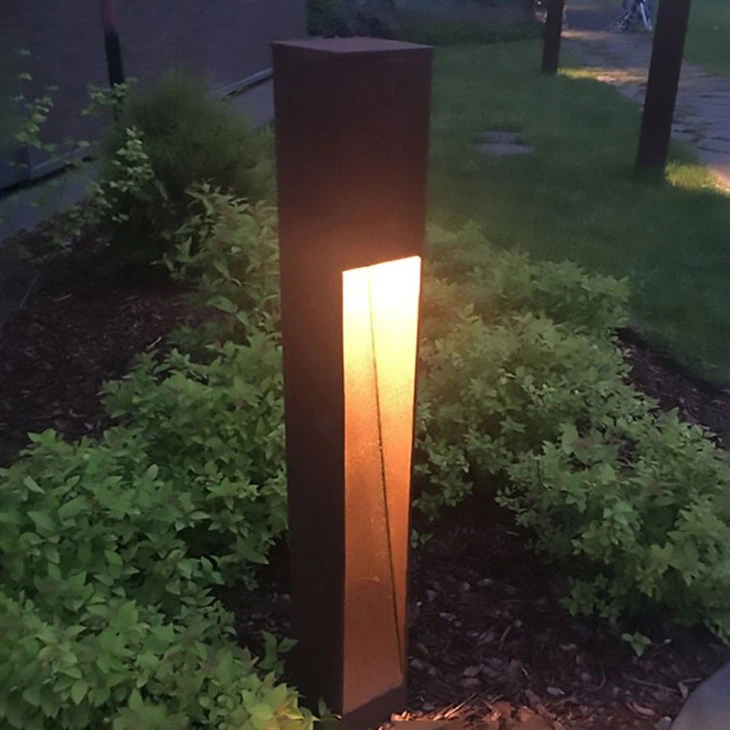 Outdoor Rust Steel Bollard Light suppliers