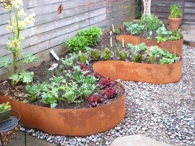 Corten Hevet Planteseng med åpen bunn